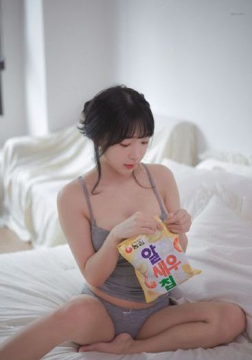 人妻秘社長丝袜电影_BD韩语全集免费观看